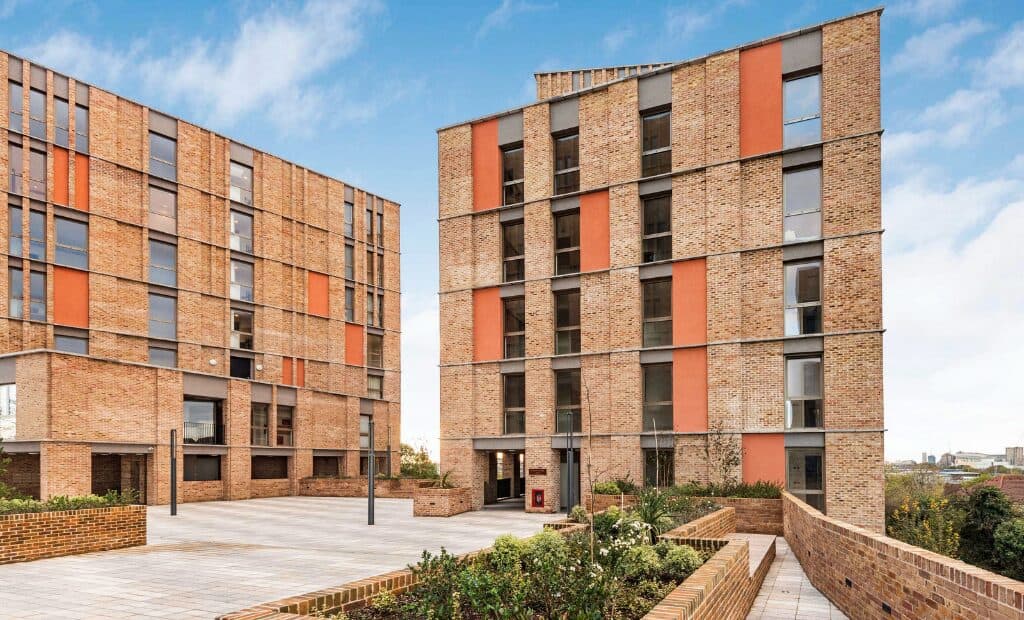 4 Oberman Road, London, NW10 1DS